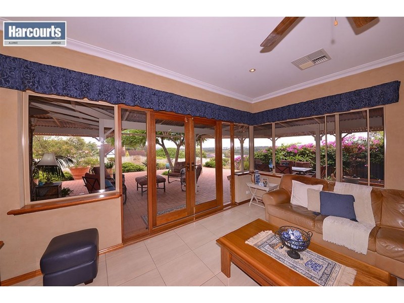 23 Reflection Close, Edgewater WA 6027