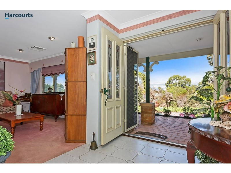 12 Lady Evelyn Retreat, Joondalup WA 6027