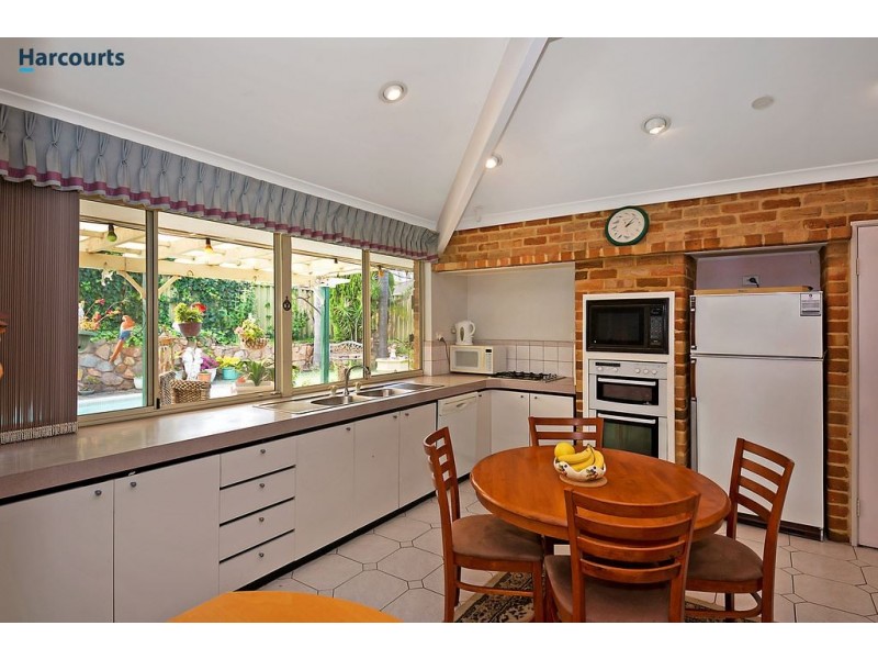 12 Lady Evelyn Retreat, Joondalup WA 6027