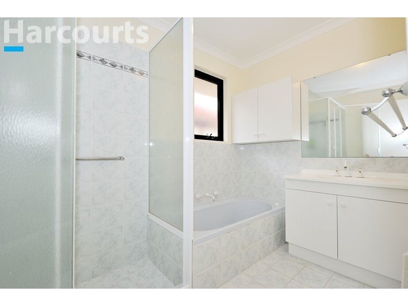4/3 Henry Street, Midland WA 6056
