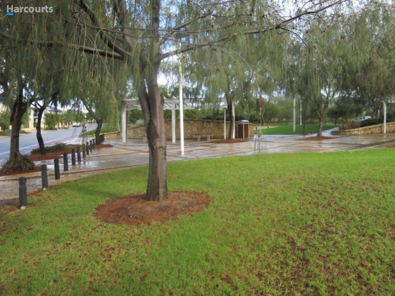 4 Hermosa Way, Burns Beach WA 6028