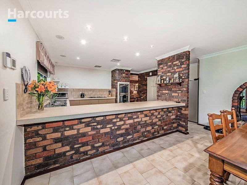 161 Tranquil Drive, Carramar WA 6031