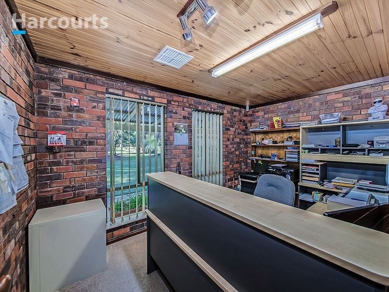 161 Tranquil Drive, Carramar WA 6031