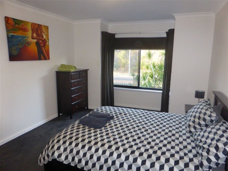 1/443 Lakeside Drive, Joondalup WA 6027