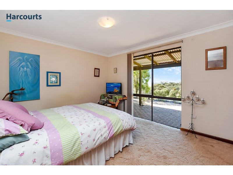 245 Benrua Road, Clackline WA 6564