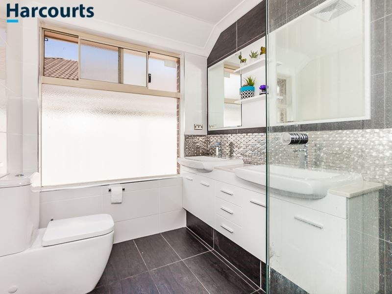 29 Delamere Avenue, Currambine WA 6028