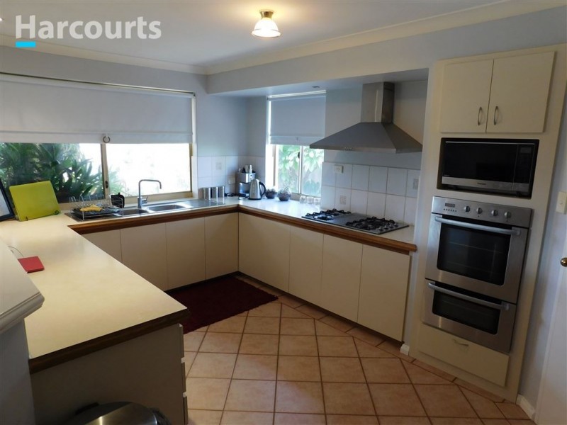 3 Dalkeith Cove, Kinross WA 6028