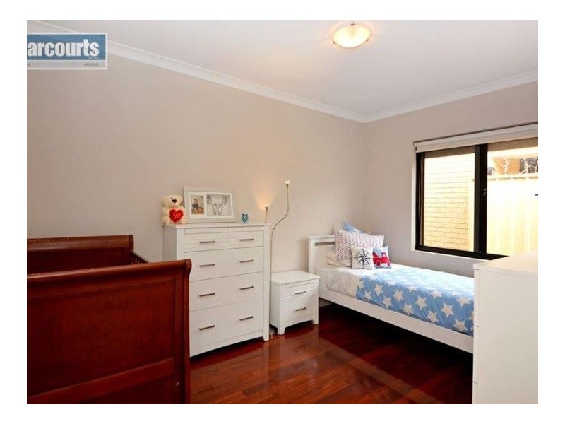 11 Landsdale Road, Darch WA 6065