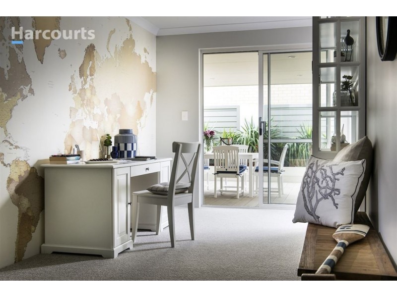 23 Midsummer Avenue, Jindalee WA 6036