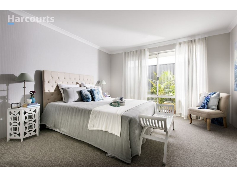 23 Midsummer Avenue, Jindalee WA 6036