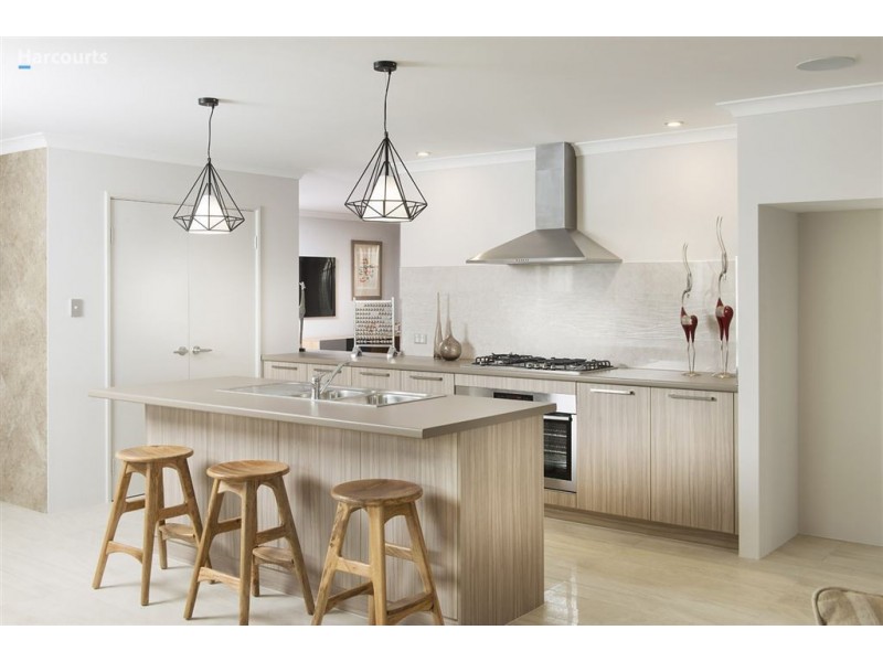 18 Bristlebird Circuit, Alkimos WA 6038