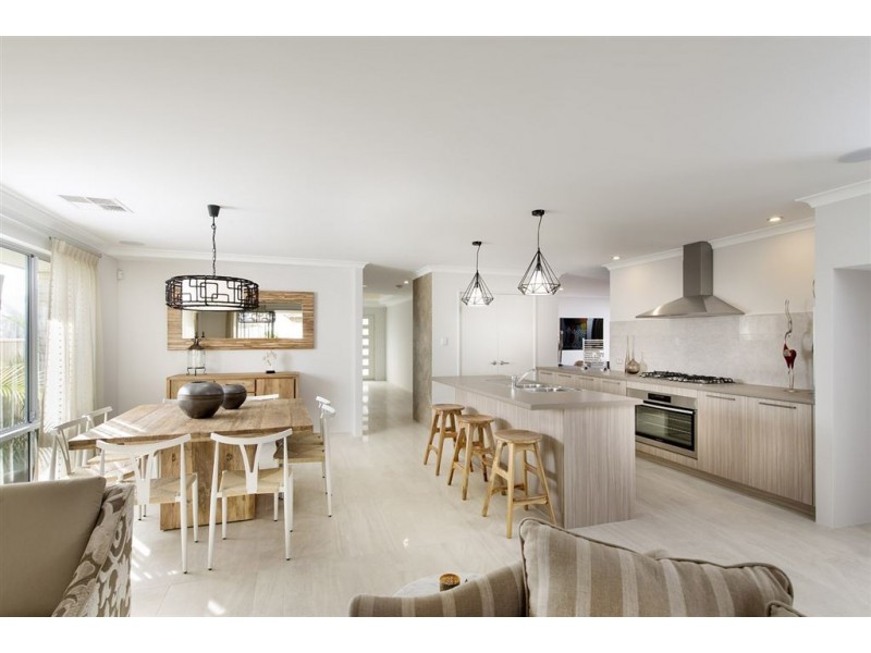 18 Bristlebird Circuit, Alkimos WA 6038