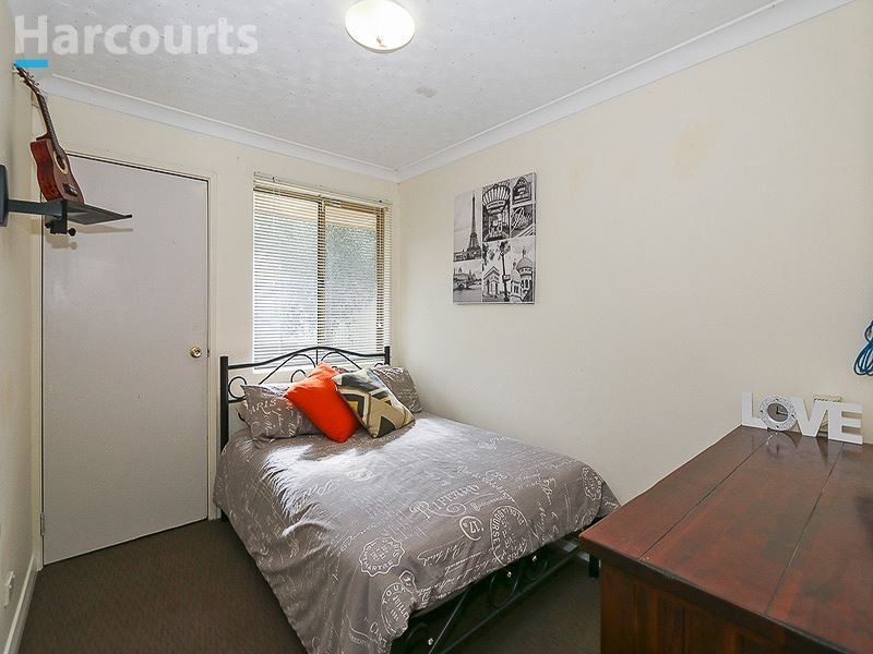 32 Berkshire Drive, Beldon WA 6027