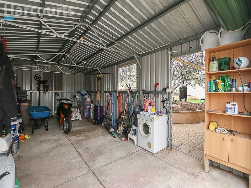 32 Berkshire Drive, Beldon WA 6027