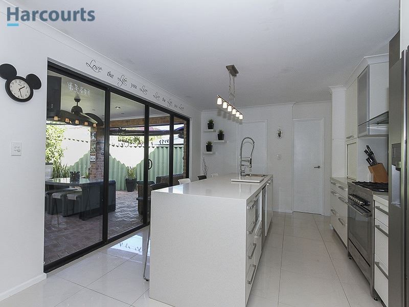 9B Spur Court, Ocean Reef WA 6027