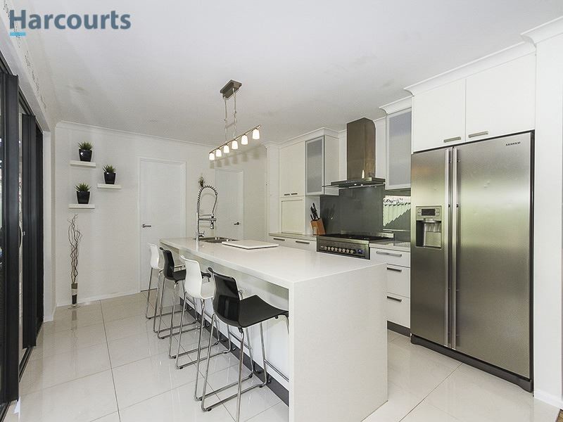 9B Spur Court, Ocean Reef WA 6027