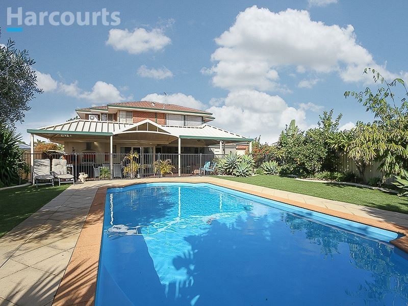 10 Crowther Elbow, Ocean Reef WA 6027