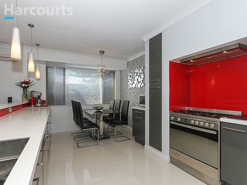 10 Crowther Elbow, Ocean Reef WA 6027