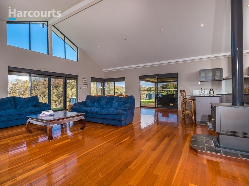 94 Shady Hills View, Bullsbrook WA 6084