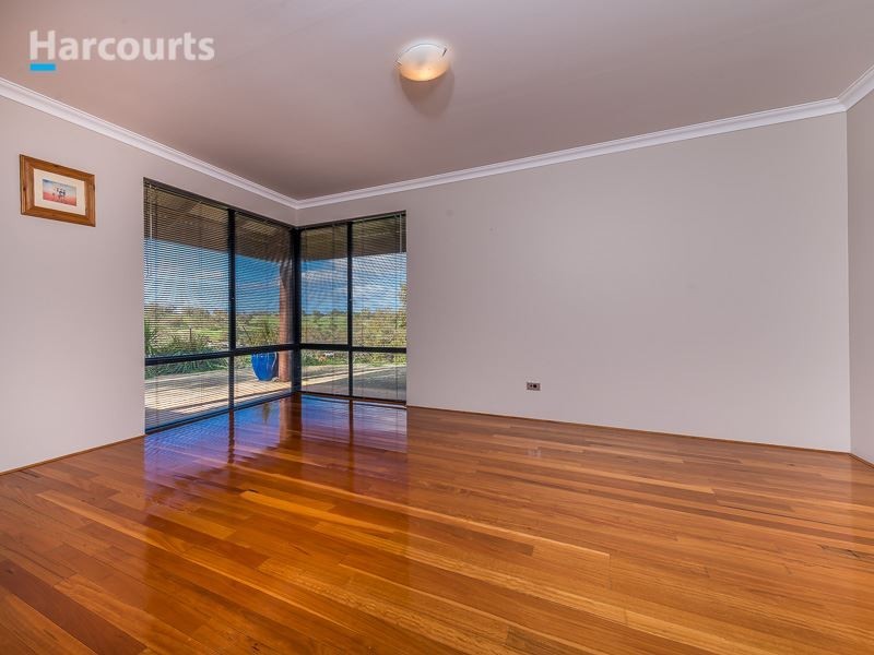 94 Shady Hills View, Bullsbrook WA 6084