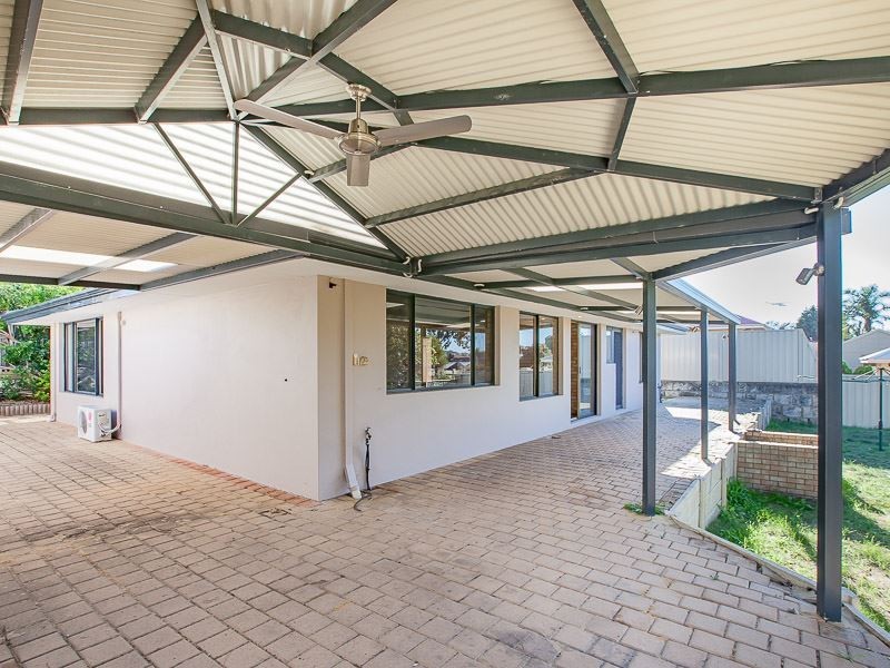 9 Stenton Gardens, Kinross WA 6028