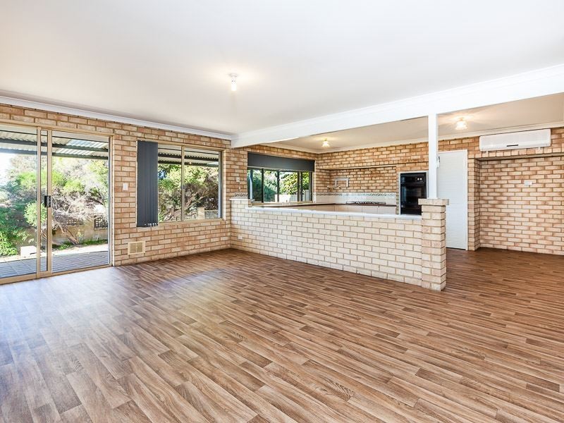 9 Stenton Gardens, Kinross WA 6028