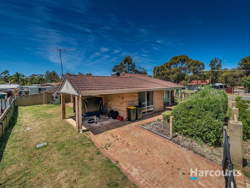1A Caporn Street, Bullsbrook WA 6084