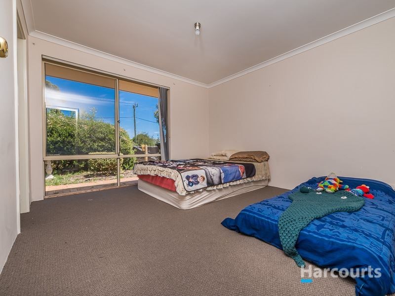 1A Caporn Street, Bullsbrook WA 6084