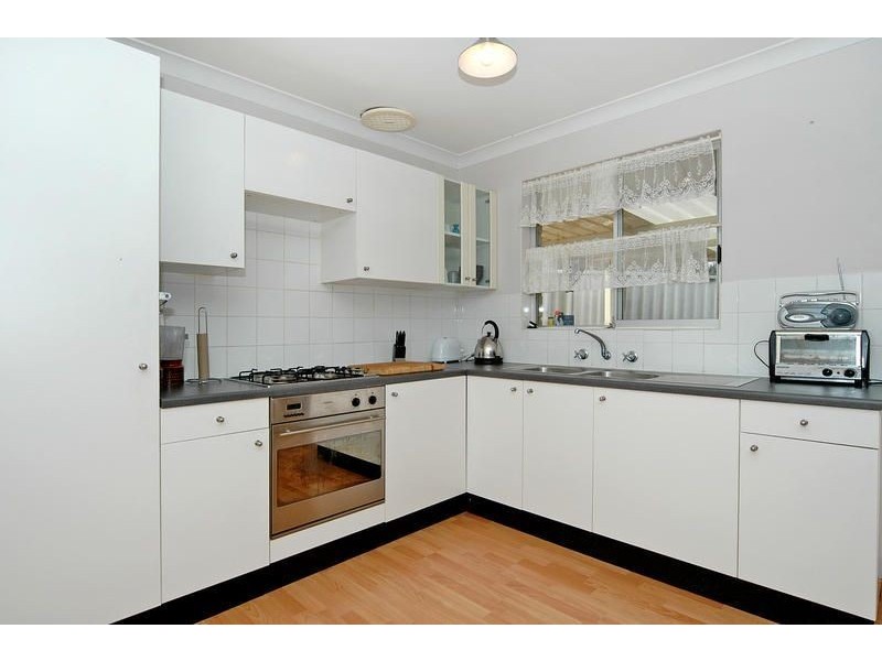 4 Deepdene Close, Heathridge WA 6027