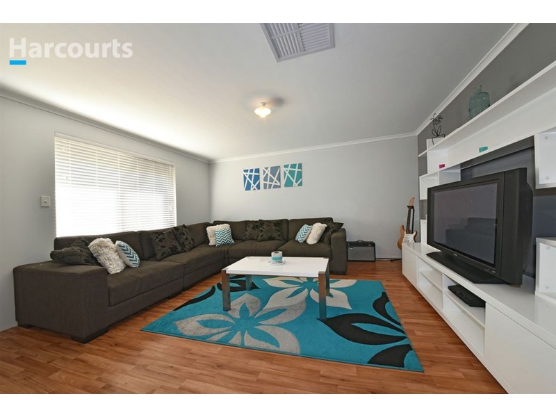 1 Ghost Gum Boulevard, Banksia Grove WA 6031