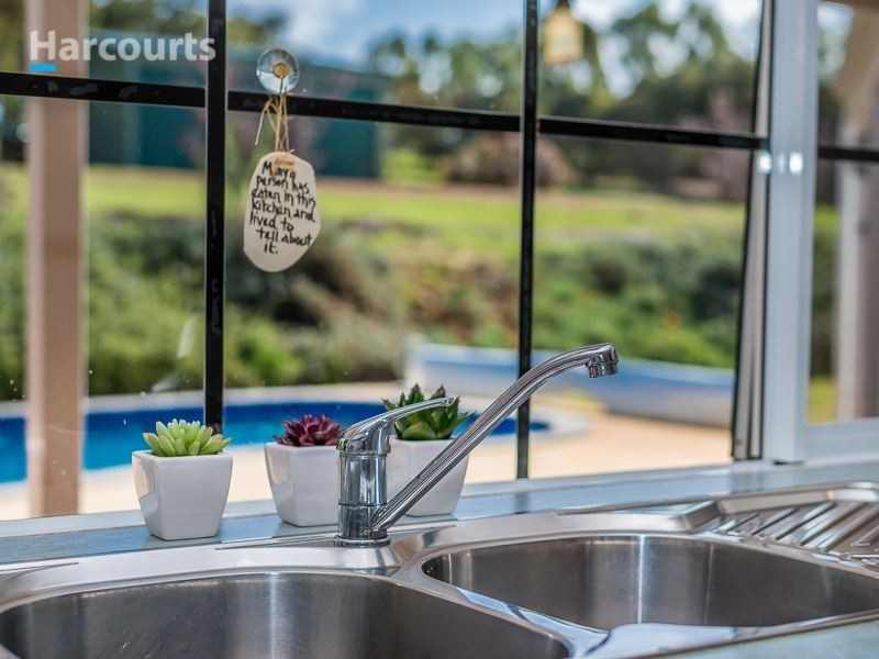 248 Ayrshire Loop, Lower Chittering WA 6084