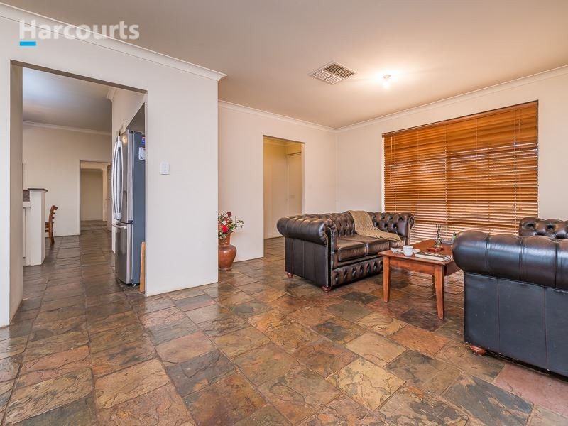 41 Robin Grove, Bindoon WA 6502