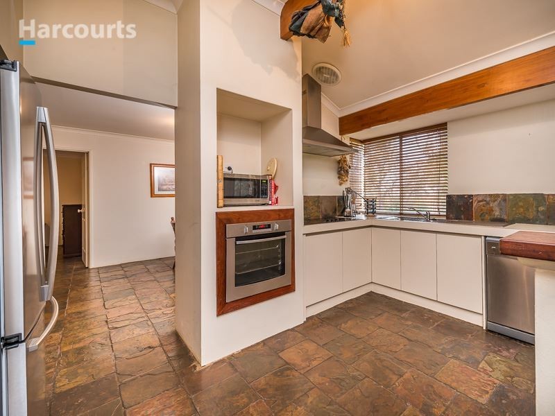 41 Robin Grove, Bindoon WA 6502