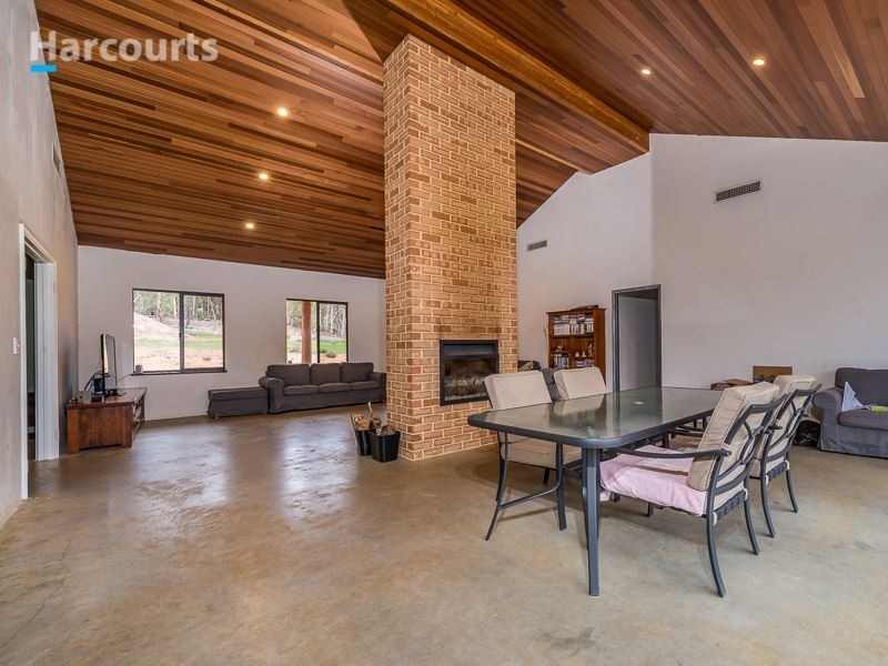 194 Maine Anjou Drive, Lower Chittering WA 6084