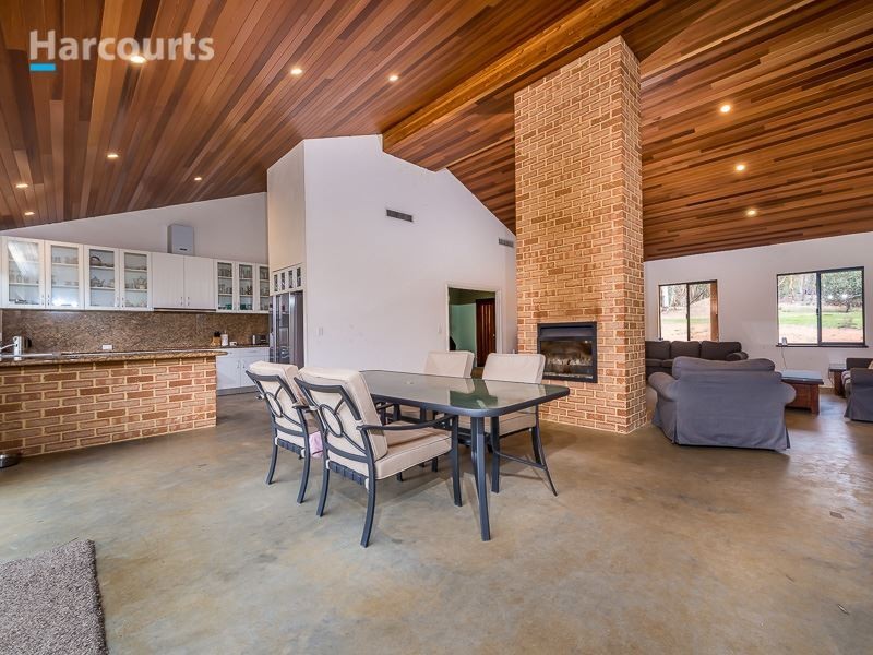 194 Maine Anjou Drive, Lower Chittering WA 6084