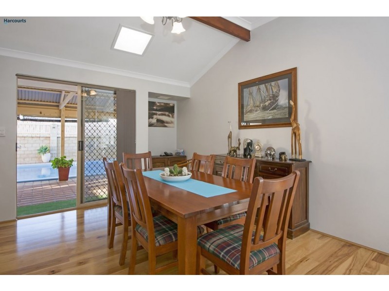 119 Glencoe Loop, Kinross WA 6028