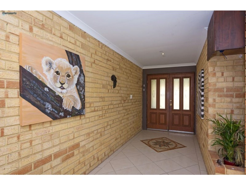 57 Lee Steere Drive, Mariginiup WA 6078