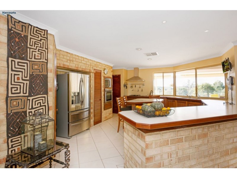 57 Lee Steere Drive, Mariginiup WA 6078