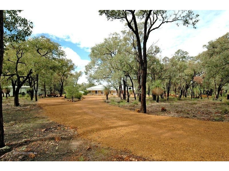 52 Hereford Way, Lower Chittering WA 6084