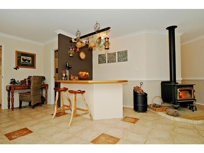 52 Hereford Way, Lower Chittering WA 6084