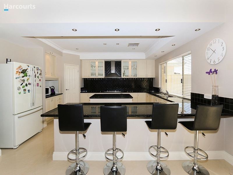 26 Derwent Meander, Joondalup WA 6027