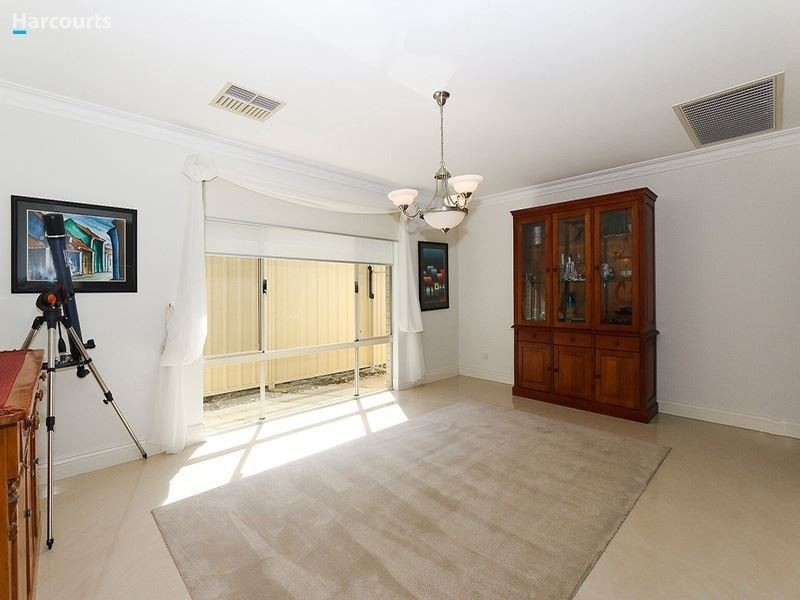 26 Derwent Meander, Joondalup WA 6027