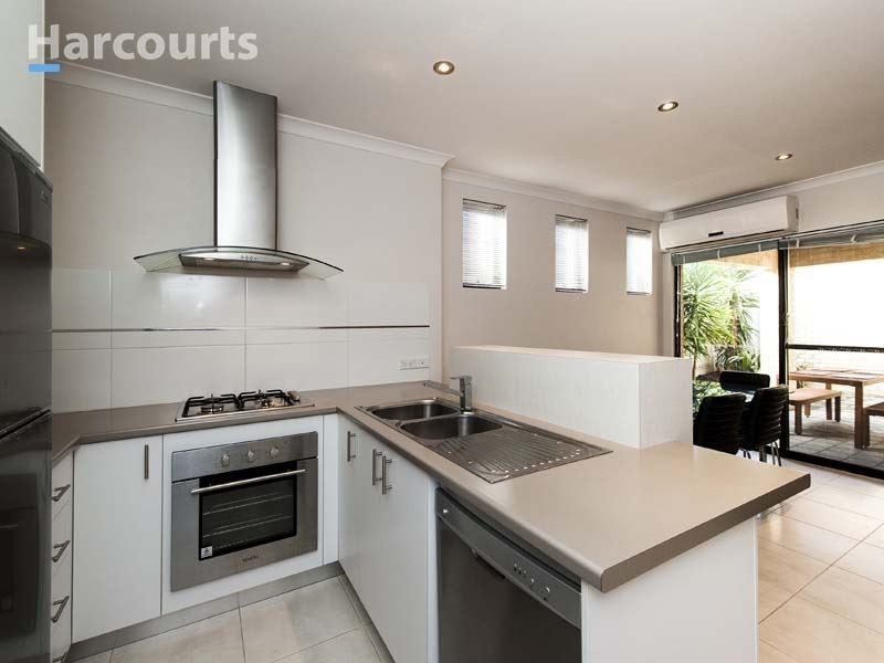 105B Shiraz Boulevard, Pearsall WA 6065