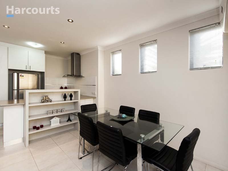 105B Shiraz Boulevard, Pearsall WA 6065