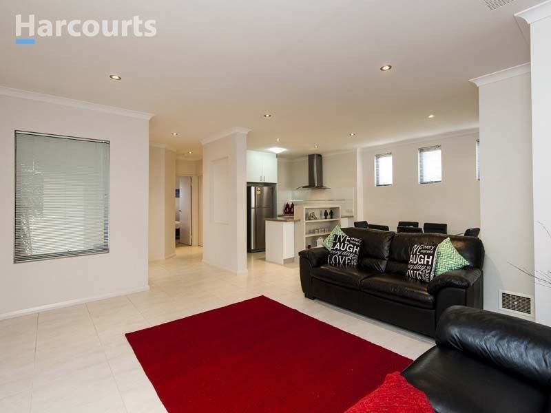 105B Shiraz Boulevard, Pearsall WA 6065