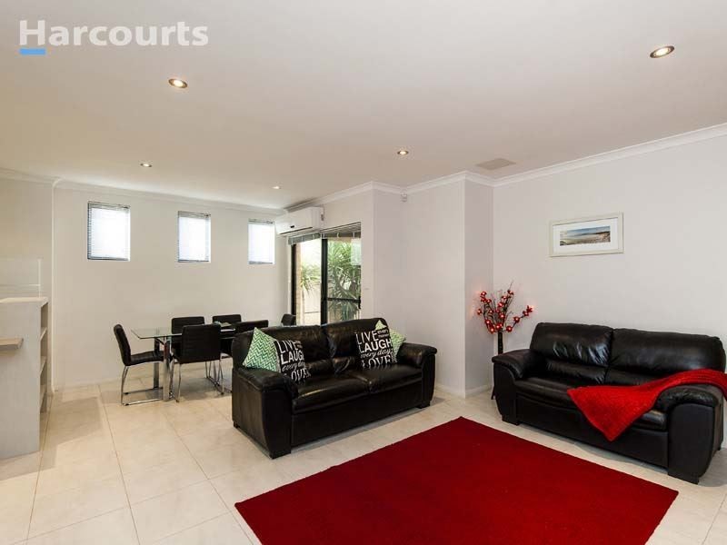 105B Shiraz Boulevard, Pearsall WA 6065