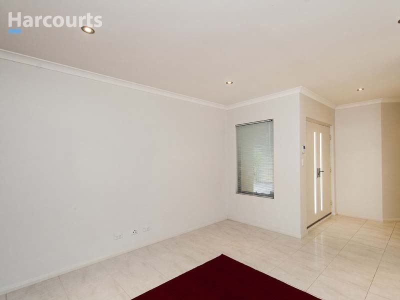 105B Shiraz Boulevard, Pearsall WA 6065