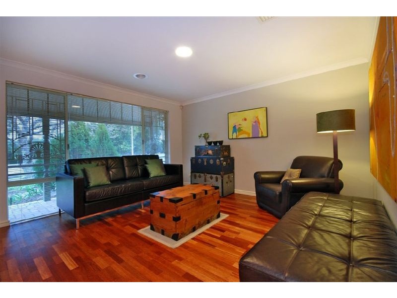 11 Caledonia Avenue, Currambine WA 6028