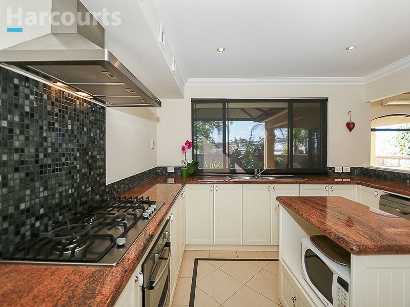 2 Montebello Avenue, Heathridge WA 6027