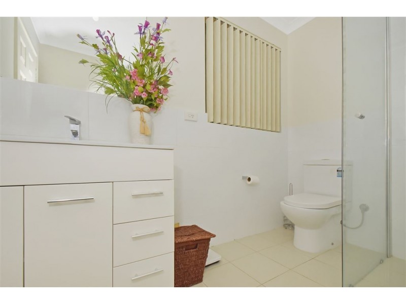 3 Louise Place, Gnangara WA 6077